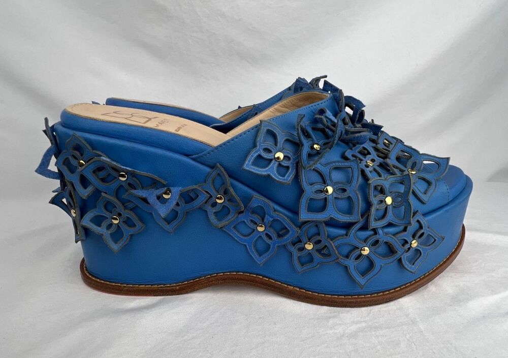 MAVETTE Womens *41 Blue Leather Floral Applique Wedge Sandals Made Italy